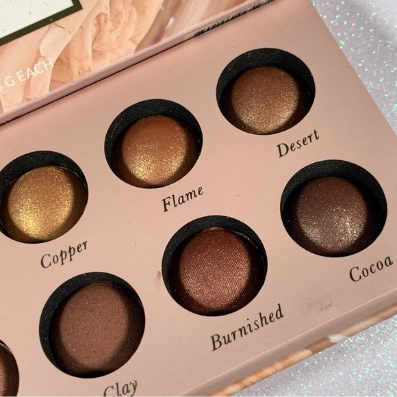 Laura Geller Bold Basics Eyeshadow Palette - Picture 4 of 5